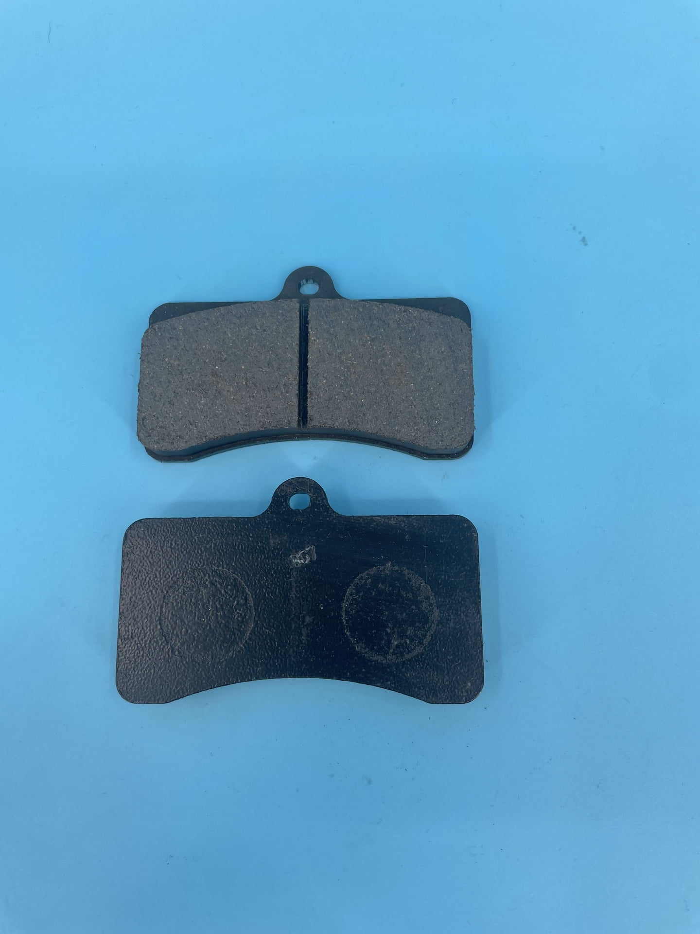 Carbon metallic brake pad for 1600, 1601, and 1602 calipers